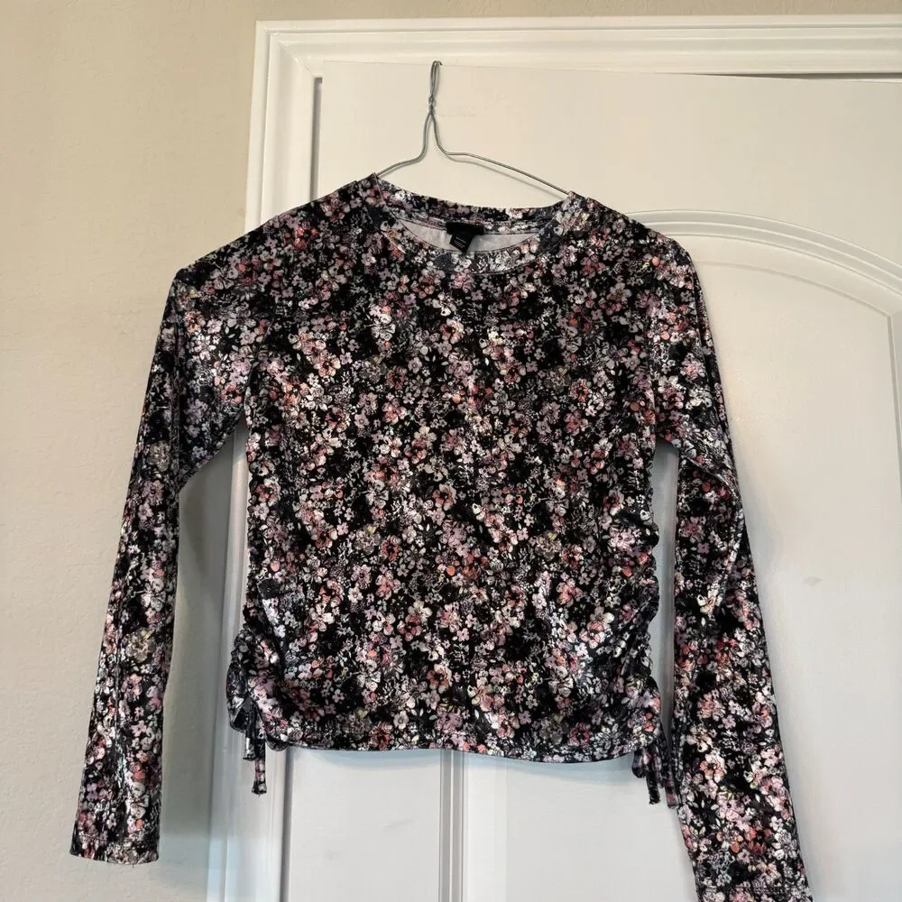 Cool Girl Bundle - 6 items!!! - Picture 4 of 7